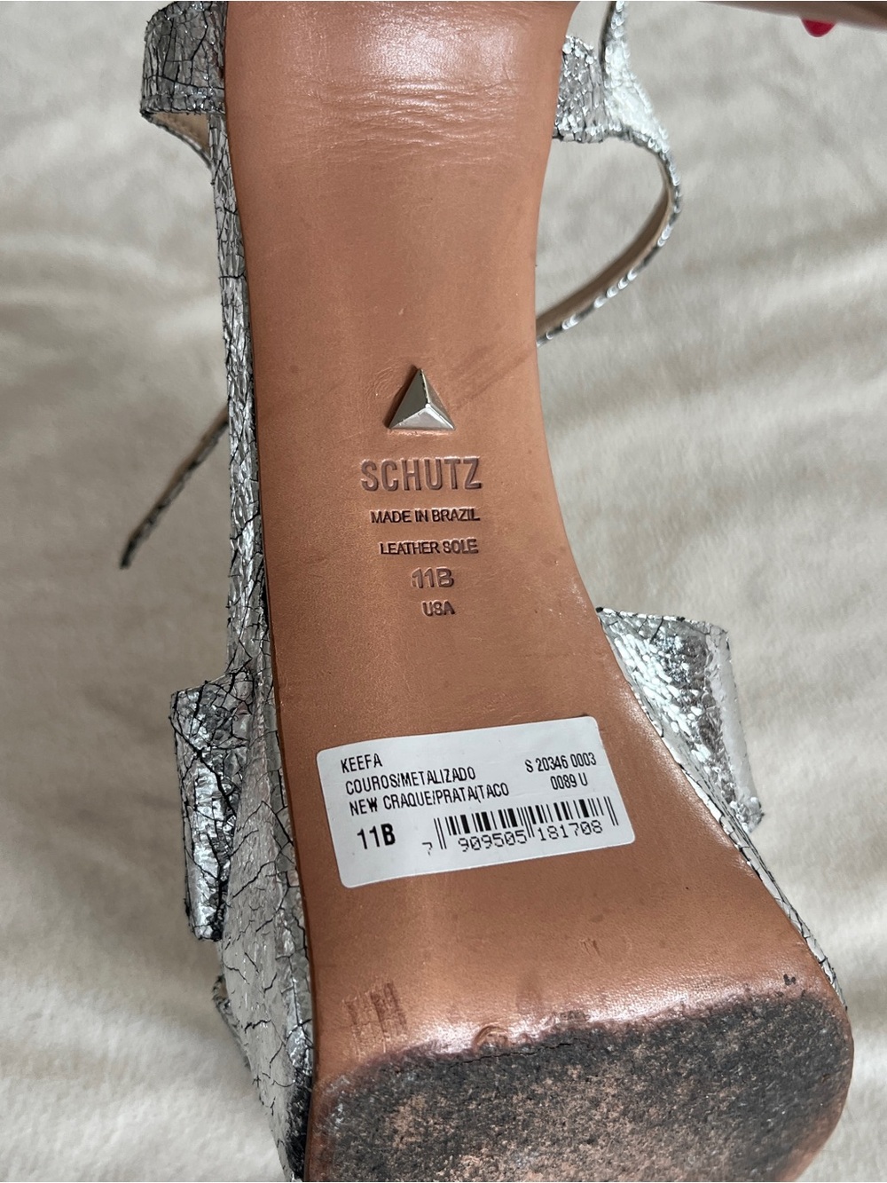 Schutz Keefa Heeled Sandal in Silver Foil Size 11 - Picture 7 of 8